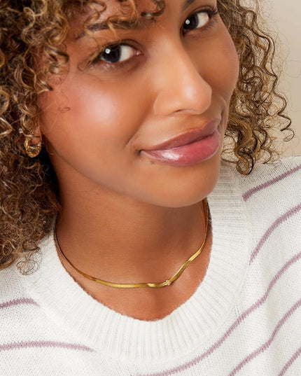 Edelstalen ketting met bloemetje Goud kleur Stainless Steel