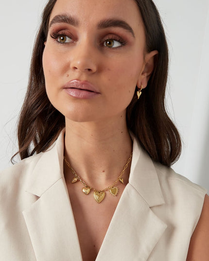 bedelketting hearts for the win