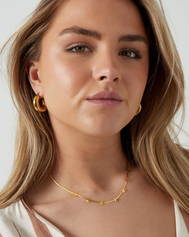 platte schakel ketting met vlinders