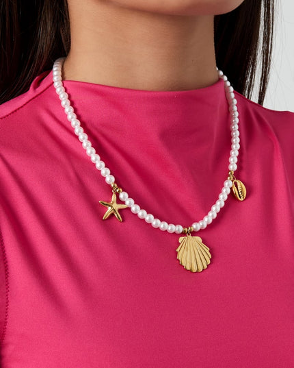 parelketting met zeebedels