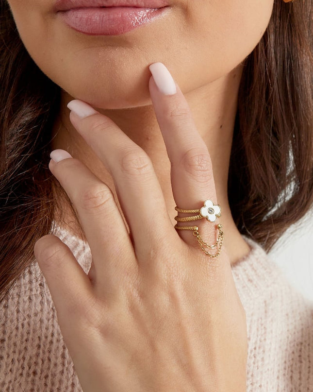 ring met bloemetje en ketting - zwart/ 