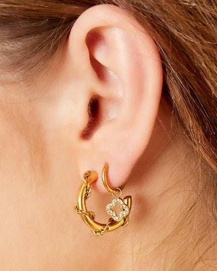 Oorbellen klaver met zirkonia steentjes Goud kleur Stainless Steel