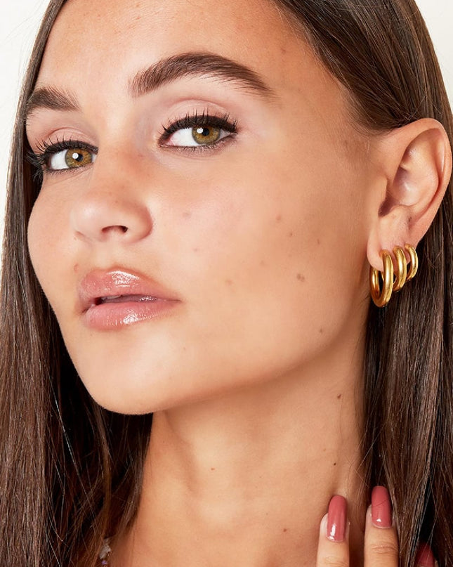 Basic creolen oorbellen - medium Goud kleur Stainless Steel