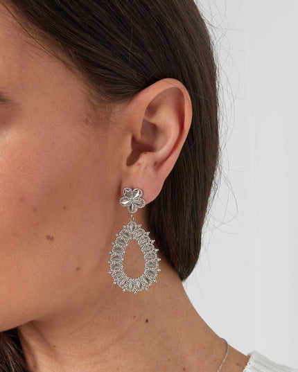 bloemetjes hangoorbellen