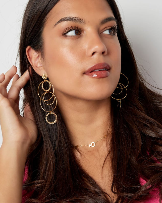 oorbellen verschillende ringen