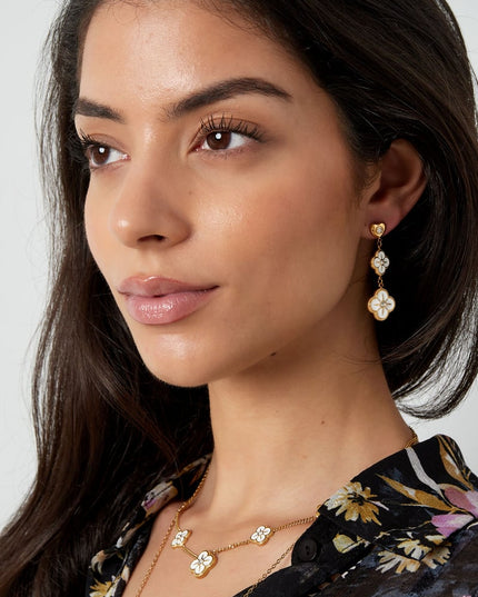 Oorbellen bloemenslinger - zilver/wit