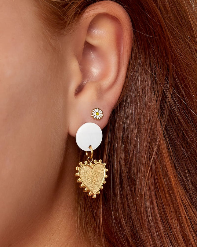 oorbel schelp met hart detail