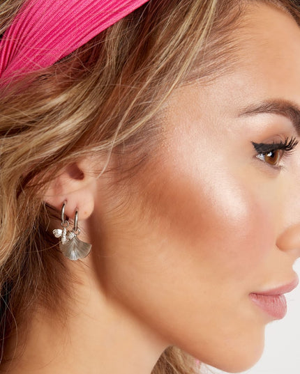 oorbellen met bedel "bij"