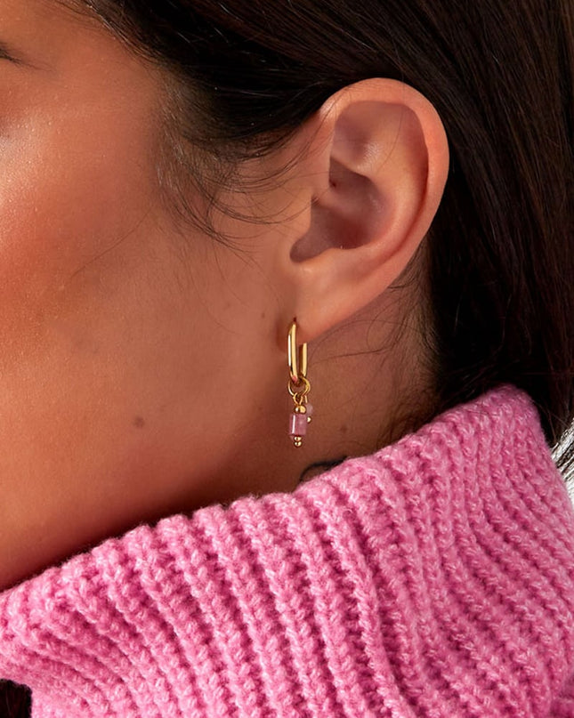 oorbel met zwarte kralen