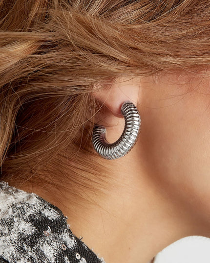 oorbellen aesthetic halve maan