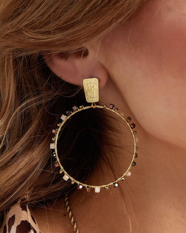 Oorbellen rond met kraaltjes - Goud kleur/blauw