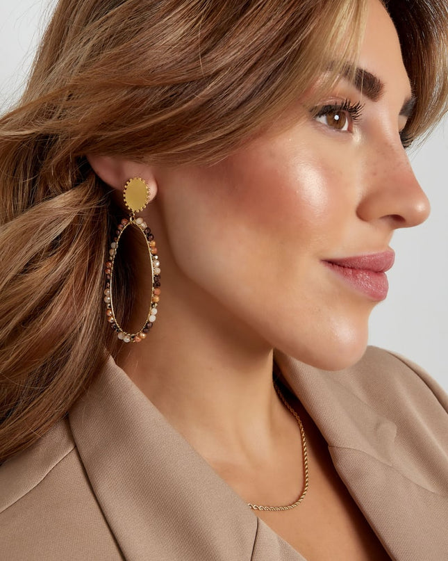 Oorbellen langwerpig met kraaltjes - Goud kleur/beige