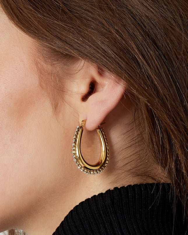 druppel vormmige oorbellen met steentjes