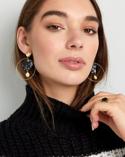 Oorbellen cirkel met print - zwart/Goud kleur