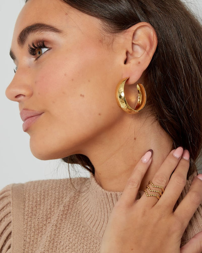 oorbellen subtiele structuur