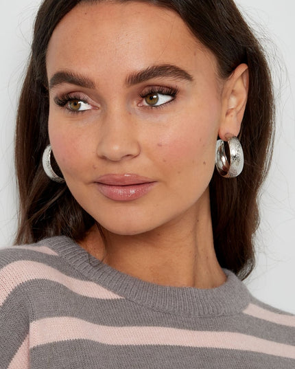 oorbellen gestreepte structuur