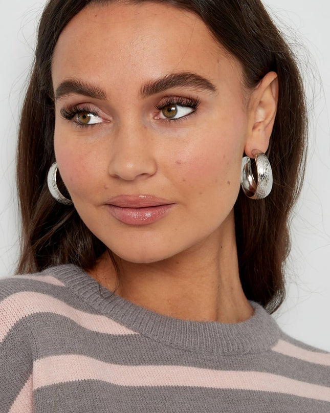 oorbellen gestreepte structuur