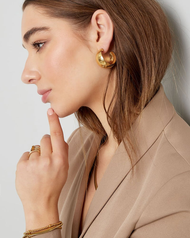 oorbellen geborsteld