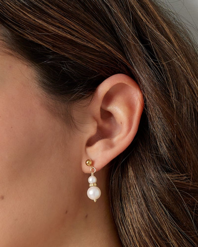 oorbel met twee parel hangers