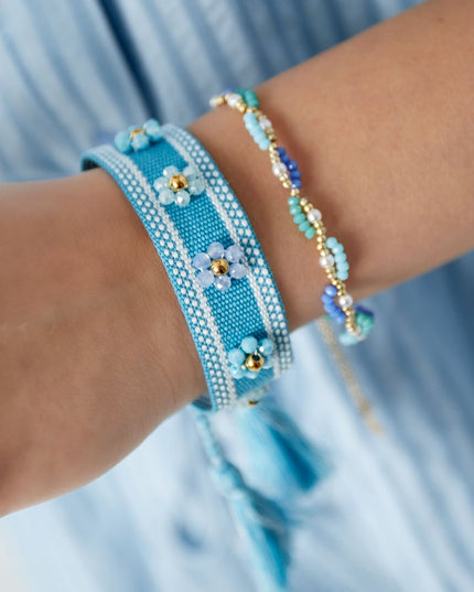 Stoffen armband met bloemen