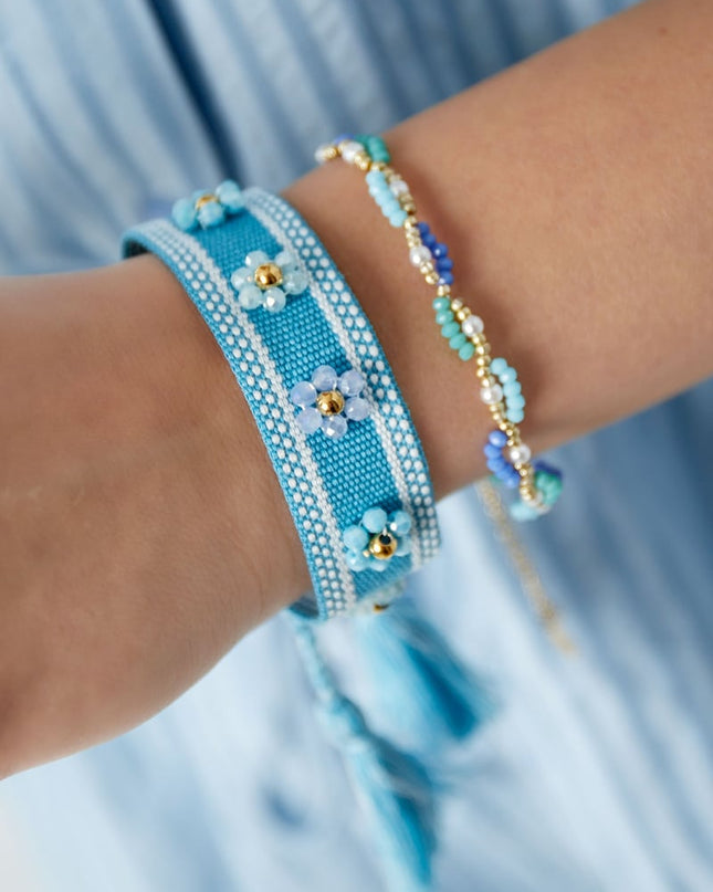Stoffen armband met bloemen