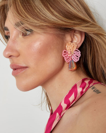 Bloemen oorbellen met parel