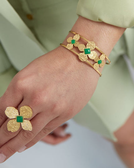 bohemian flowerless armband