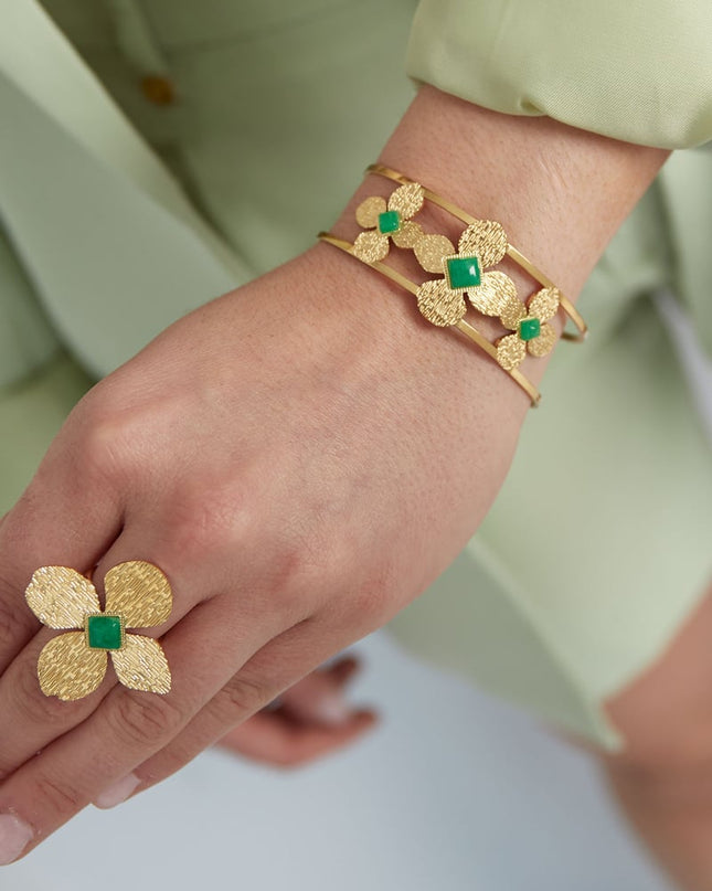 bohemian flowerless armband