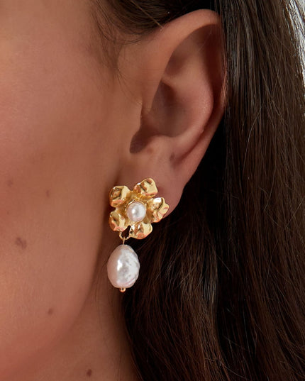 statement bloem parel oorbellen