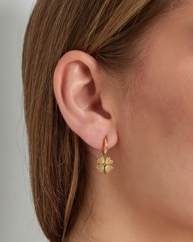 give me luck oorbellen