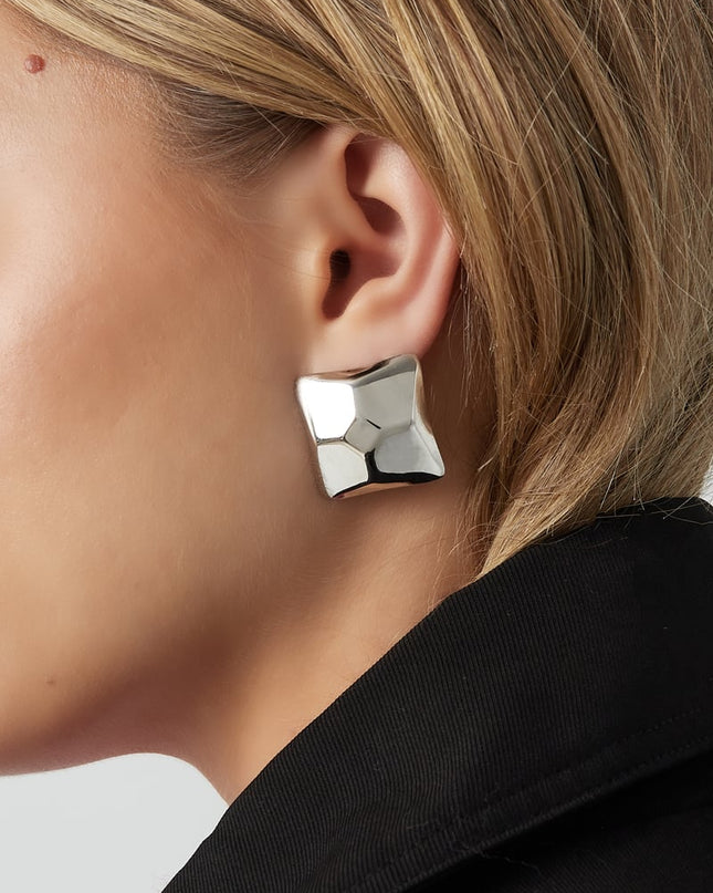 statement oorbellen vierkant