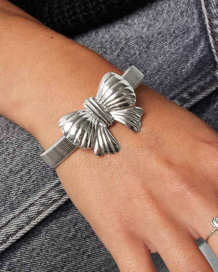 bow bangle armband