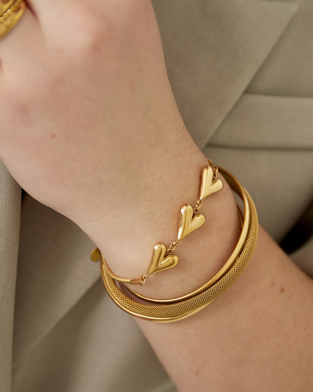 hearts unfolded armband