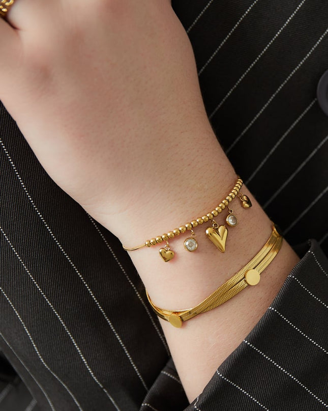 gleaming heart armband