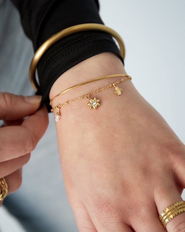 flower bracelet