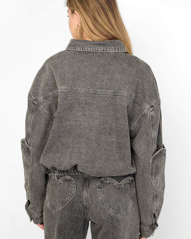 Het hartloze spijkerjack