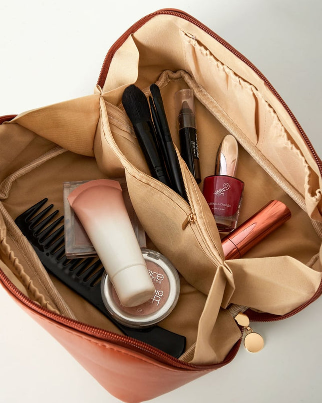 Basic make-up bag made of PU leather - large