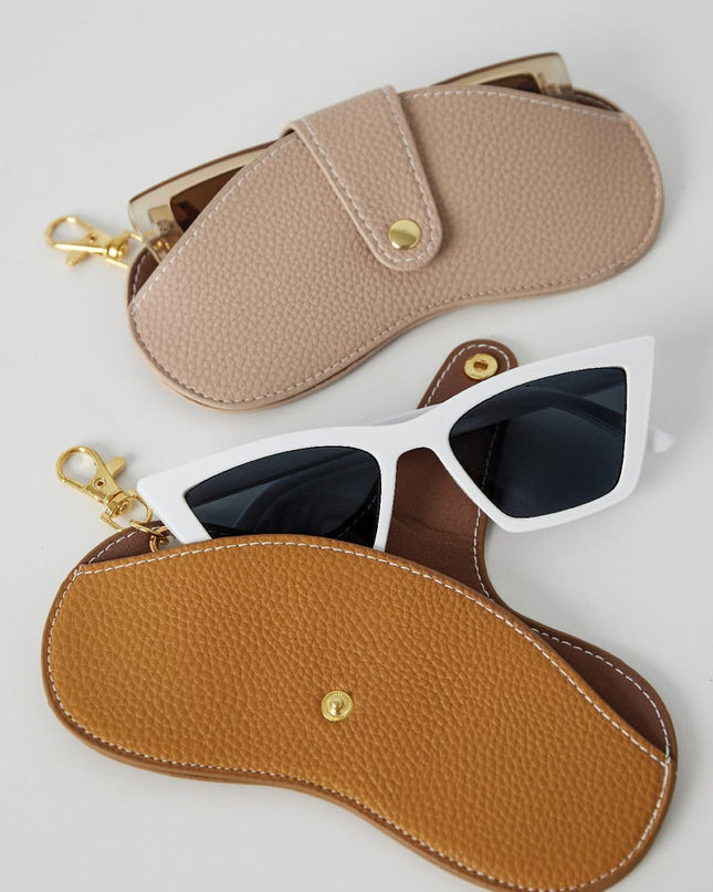 Clip-on sunglasses case - black