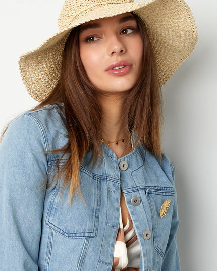 Crochet hat with bow - beige