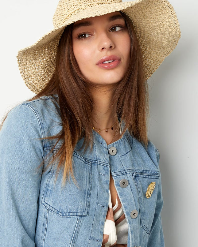 Crochet hat with bow - beige