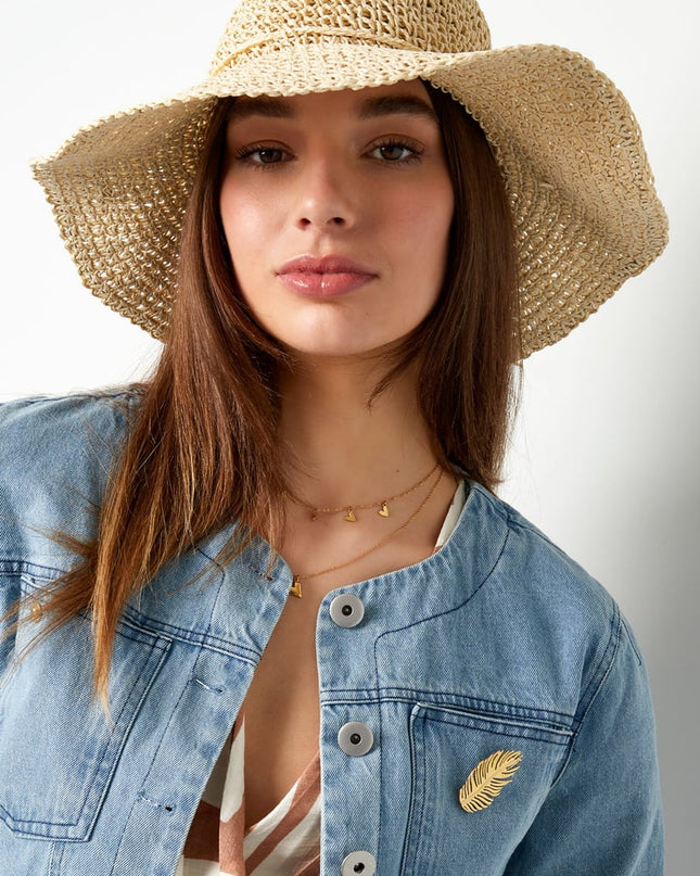 Crochet hat with bow - beige