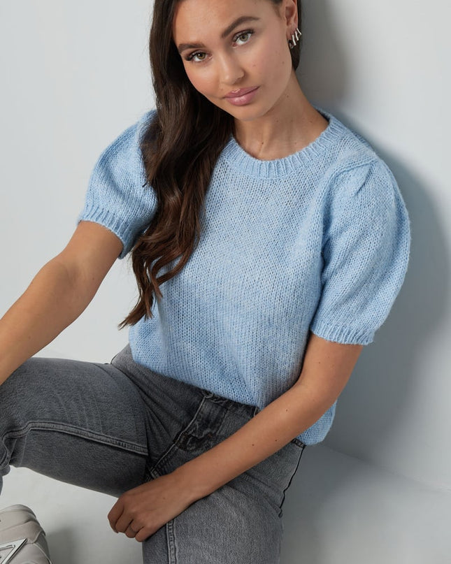 Basic shirt with puffed sleeves - black