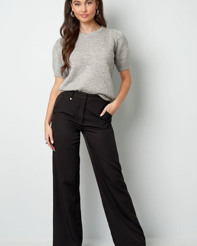 Basic shirt with puffed sleeves - black