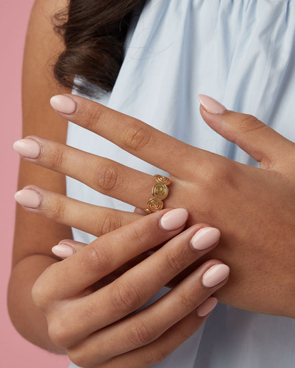 Verstelbare twisted ring
