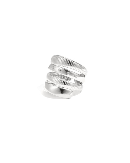 Gelaagde ring met streepjes design
