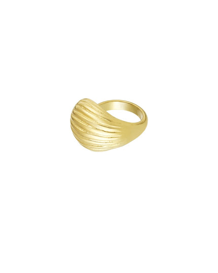 textured wave ring