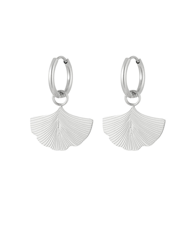 oorbellen met bedel blad