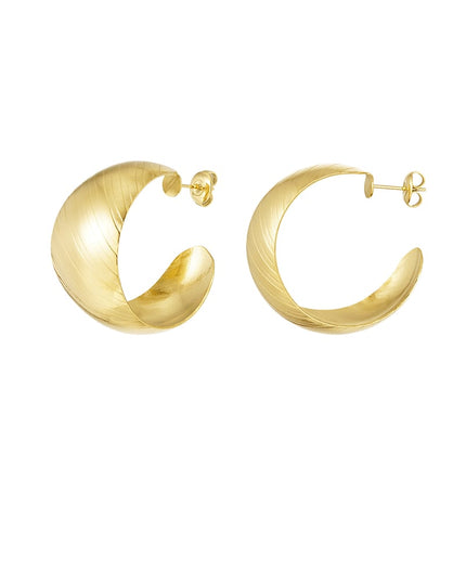 oorbellen geborsteld