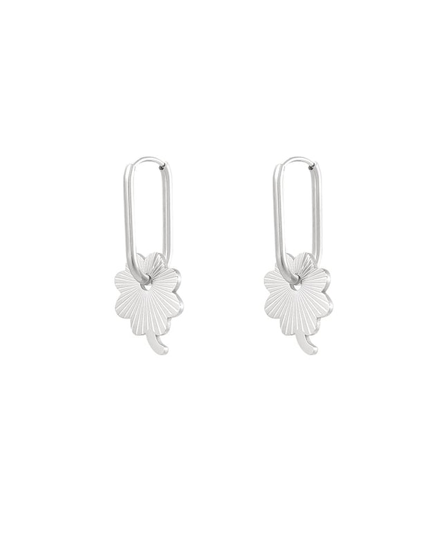 oorbellen langwerpig met bloem