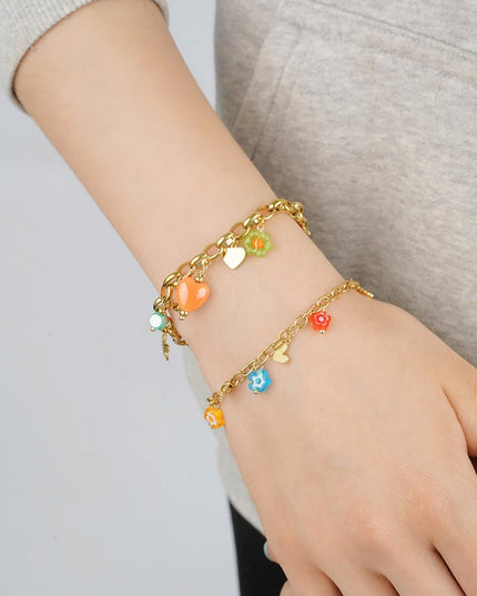 bedel armband met gekleurde bedels